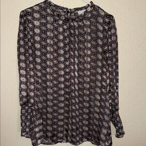 Patterned Long-Sleeve Blouse in Navy and Cream
